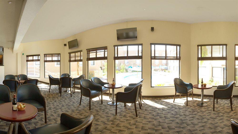 Fiesta Inn Monclova Exterior photo