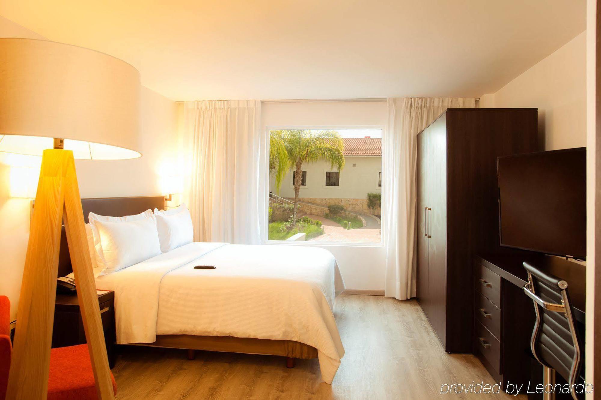 Fiesta Inn Monclova Exterior photo